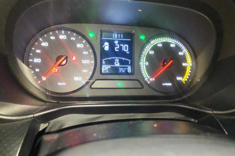 Used Roewe Clever 2021 302 km New Four-Seater Super-Efficient Version
