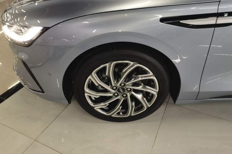 Used Lincoln Z 2022 iXiang Zunyi Edition
