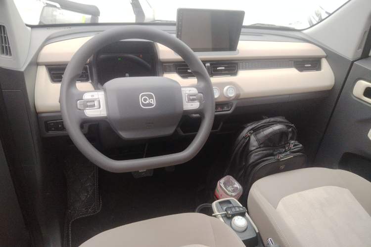 Used Chery QQ Ice Cream 2024 Edition Youth Version 205km Sundae