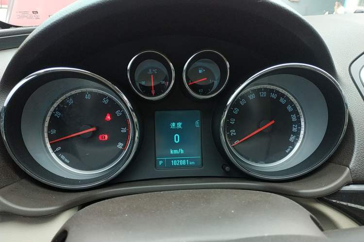 Used Buick Regal 2015 2.0L Leading Fashion Edition
