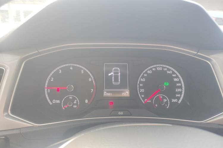 Used Volkswagen T-ROC 2019 230TSI DSG Two-Wheel-Drive Advanced Version China VI Standard