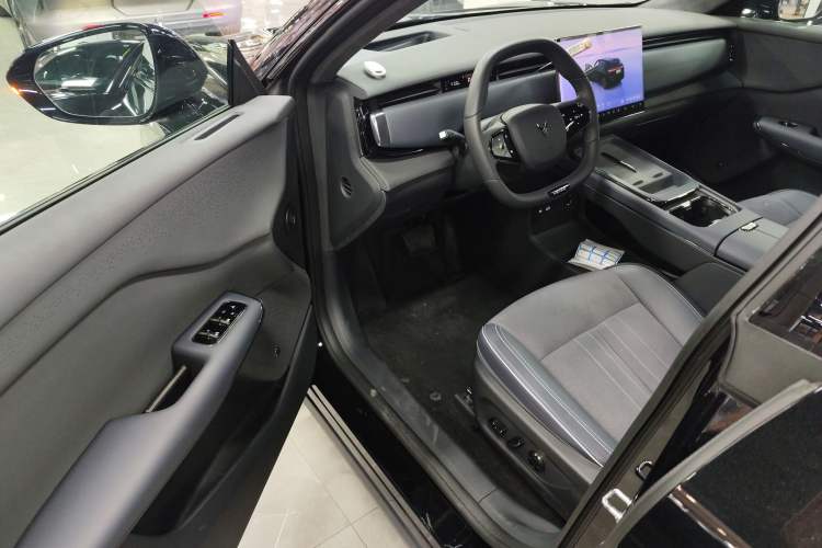 Used VOYAH COURAGE 2024 Four-Wheel Drive Global Edition
