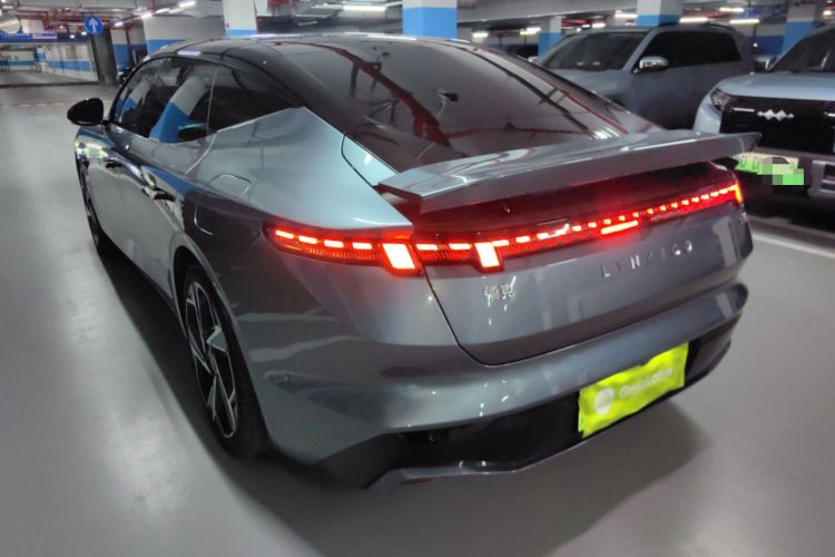 Used Lynk & Co Z10 2025 95 kWh 702 km All-Wheel Drive Intelligent Driving Ultra
