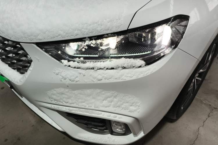 Used Wey VV5 2021 1.5T Two-Wheel Drive Smart Pioneer
