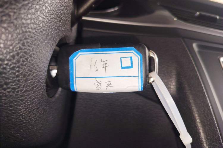 Used Volkswagen Bora 2016 1.6L Automatic Fashion Model
