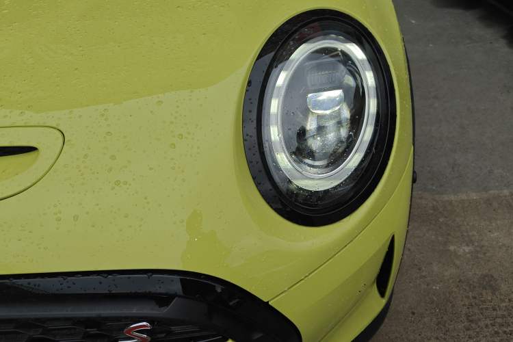 Used  MINI 2023 Second Facelift 2.0T COOPER S CABRIO Artist
