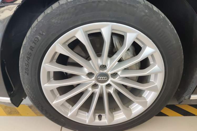 Used Audi A8 2019 Plus A8L 50 TFSI quattro Comfort Model
