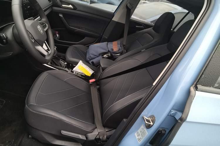 Used Volkswagen Tharu 2025 NewRui 300TSI Prestige Edition