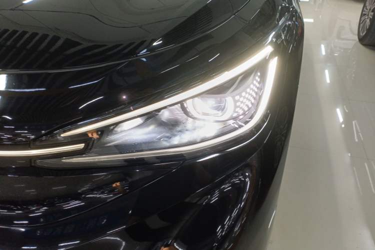 Used Volkswagen ID.4 X 2023 Ultra-Intelligent Long-Range Version
