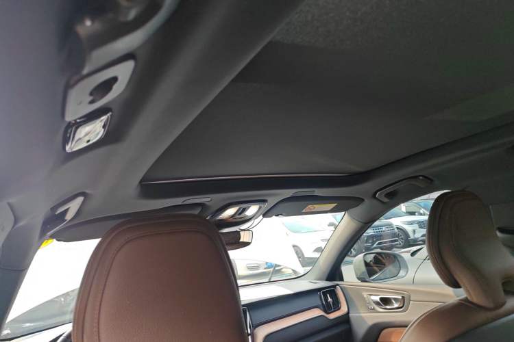 Used Volvo XC60 2022 B5 4x4 Smart Luxury Edition
