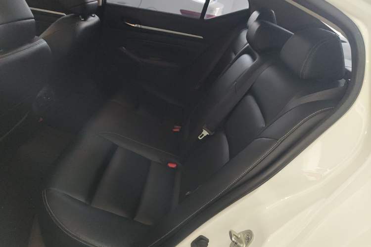 Used Nissan Teana 2019 2.0L XL Upper SmartDrive Version
