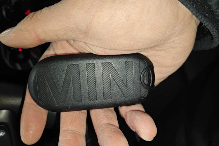 Used  Electric MINI COOPER 2024 456km COOPER E Classic Edition
