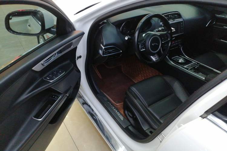 Used Jaguar XEL 2018 2.0T 200 PS Luxury Edition
