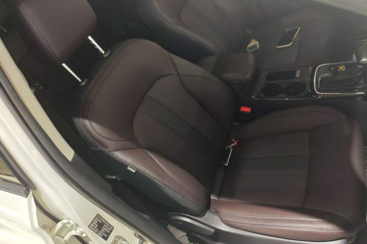 Used GAC Trumpchi GS4 2018 235T Automatic Two-Wheel Drive Luxury Smart Connectivity Version
