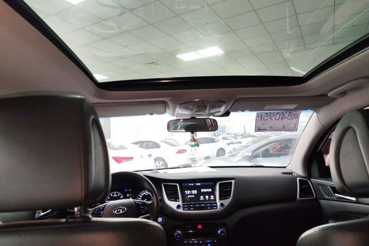 Used Hyundai Tucson 2015 1.6T Dual-Clutch Two-Wheel-Drive Smart Model
