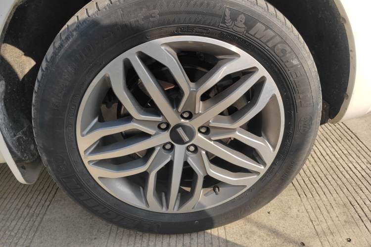 Used Wey VV5 2017 2.0T Ultra-Luxury Version
