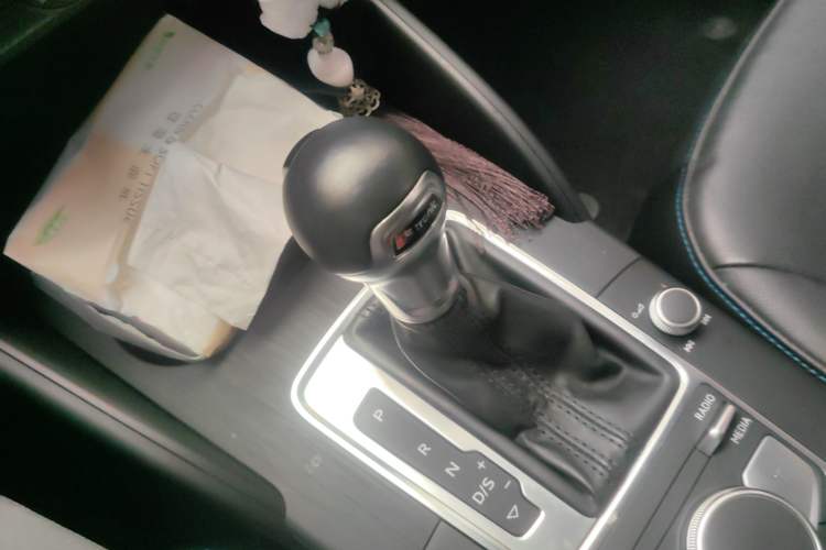 Used Audi A3 2019 Limousine 35 TFSI Fashion Edition China VI Emission Standard
