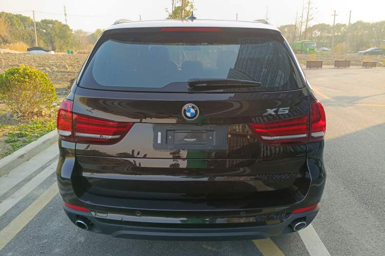Used BMW X5 2015 xDrive28i
