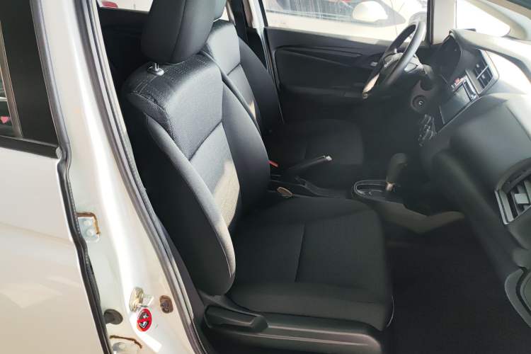 Used Honda Fit 2016 1.5L LX CVT Comfort Model
