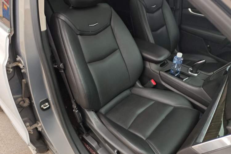 Used Cadillac XT5 2018 25T Luxury Model