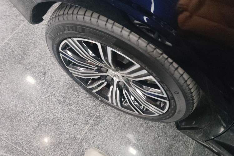 Used Volvo S60 2022 B4 Zhiyuan Luxury Edition
