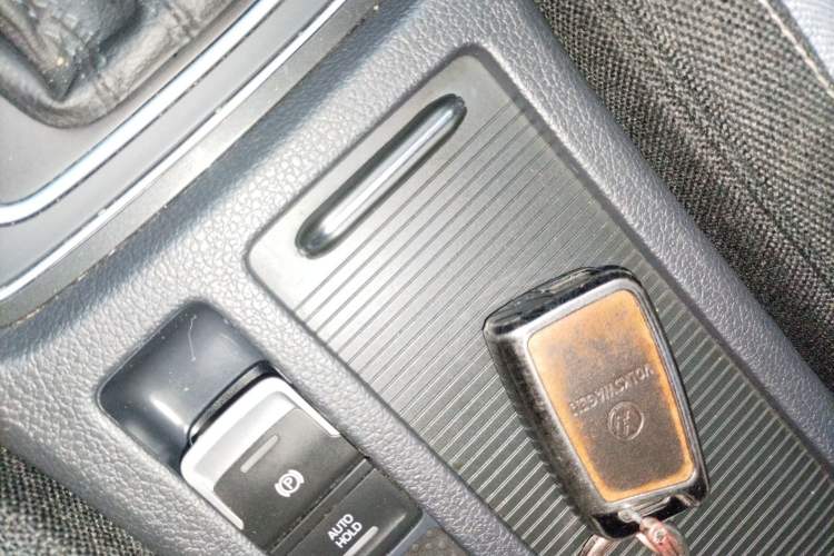 Used Volkswagen Golf 2020 Zhiai Edition 200TSI DSG Comfortable & Ambitious Version
