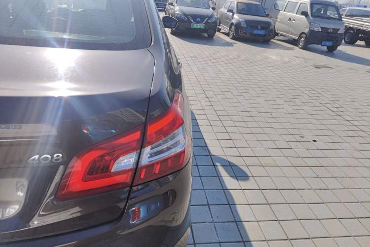 Used Peugeot 408 2014 1.8L Automatic Luxury Edition
