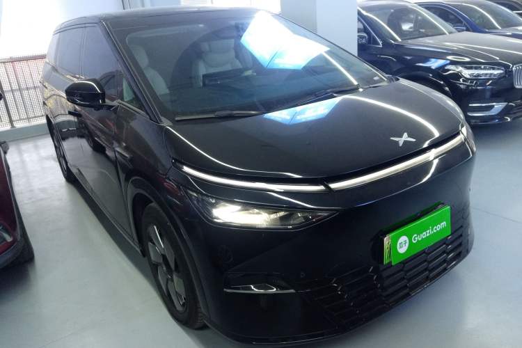 Used XPeng X9 2024 640 All-Wheel Drive High-Performance Max
