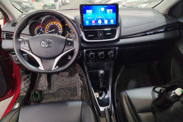 Used Toyota YARiS L 2022 X-Trail 1.5L CVT Luxury PLUS Edition
