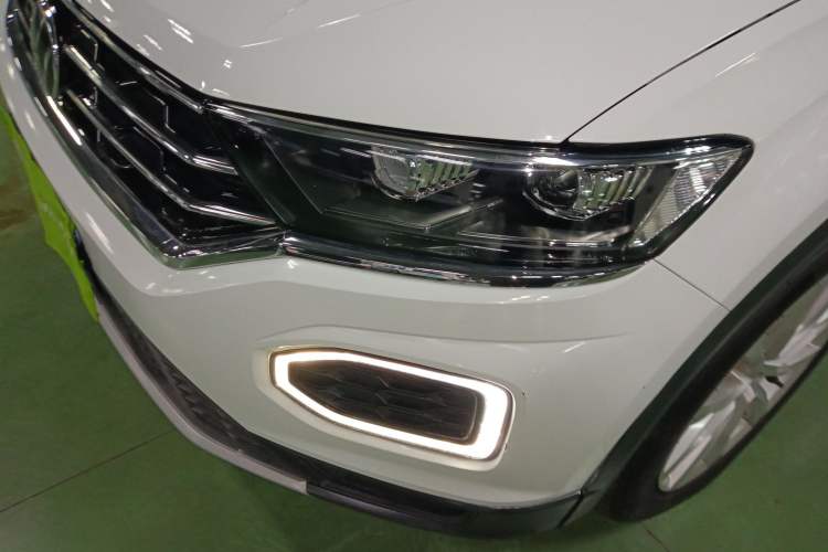 Used Volkswagen T-ROC 2022 280TSI DSG Two-Wheel Drive Elite PLUS
