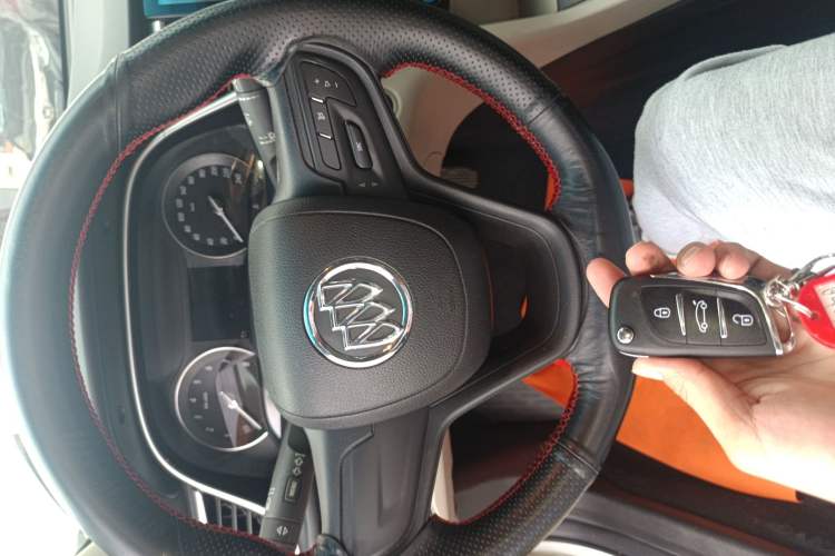 Used Buick GT 2017 15N Automatic Elite Version
