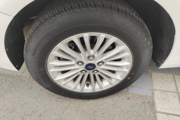 Used Ford Escort 2017 Revised Version 1.5L Manual Comfort Edition