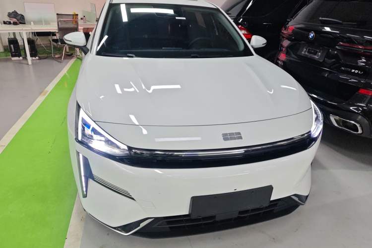 Used  L6 2024 125km PLUS Dragon Edition