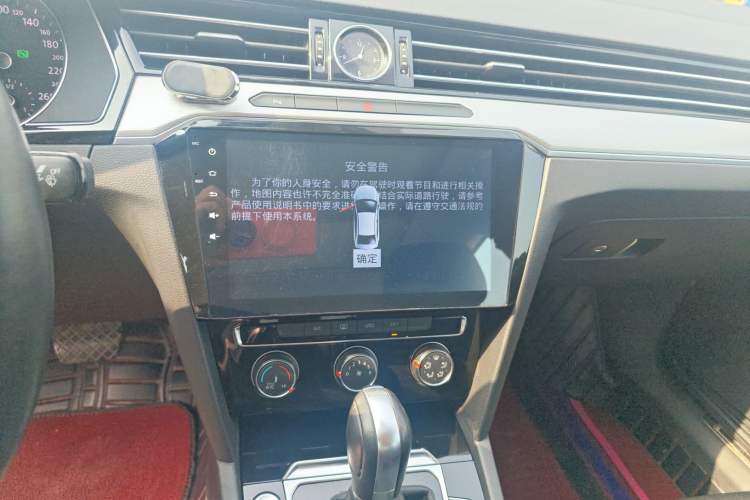 Used Volkswagen Magotan 2017 330TSI DSG Leading Model
