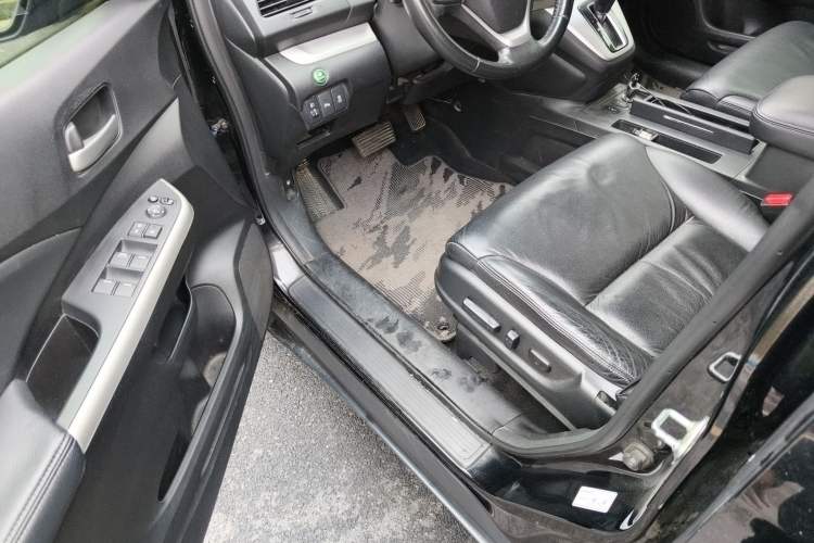 Used Honda CR-V 2013 2.4L Two-Wheel-Drive Luxury Edition
