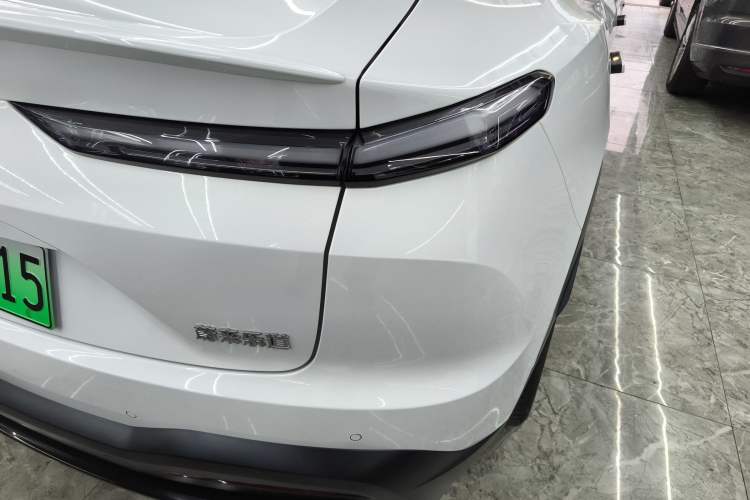 Used ONVO L60 2024 60 kWh Rear-Drive Version