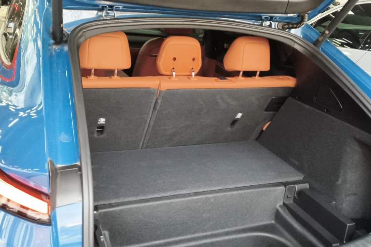 Used ONVO L60 2024 85 kWh Rear-Drive Version
