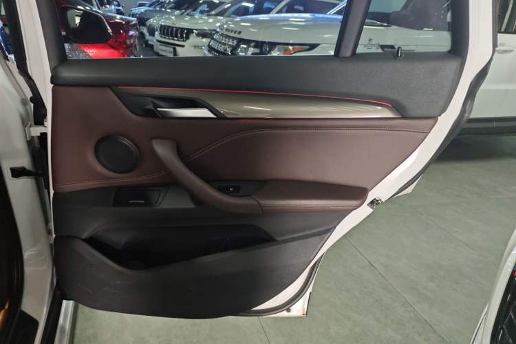 Used BMW X1 2016 sDrive20Li Luxury Model
