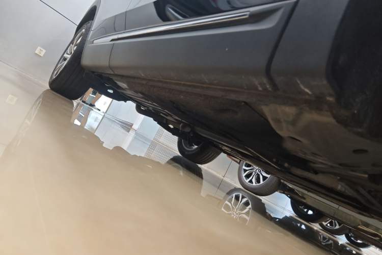 Used Buick Envision 2022 Encore S 552T Two-Wheel-Drive Luxury Model
