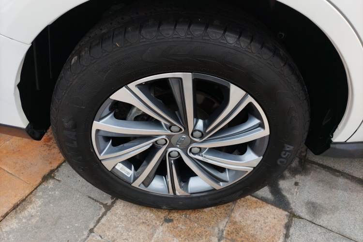 Used Geely Auto Vision X6 2021 PRO 1.4T Automatic Prestige Model
