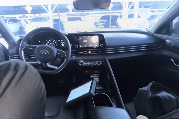 Used Hyundai Elantra 2022 1.5L CVT GLX Elite Edition