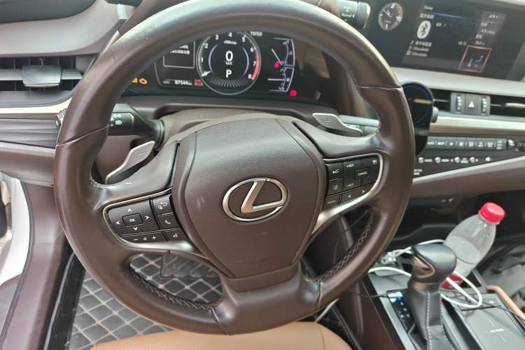 Used Lexus ES 2018 200 Excellence Edition China VI Standard
