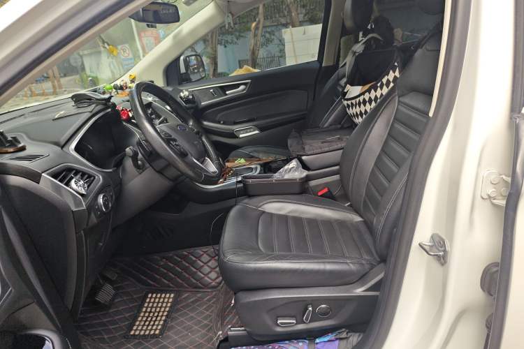 Used Ford Edge 2016 EcoBoost 245 Four-Wheel Drive Titanium Edition 7-Seater