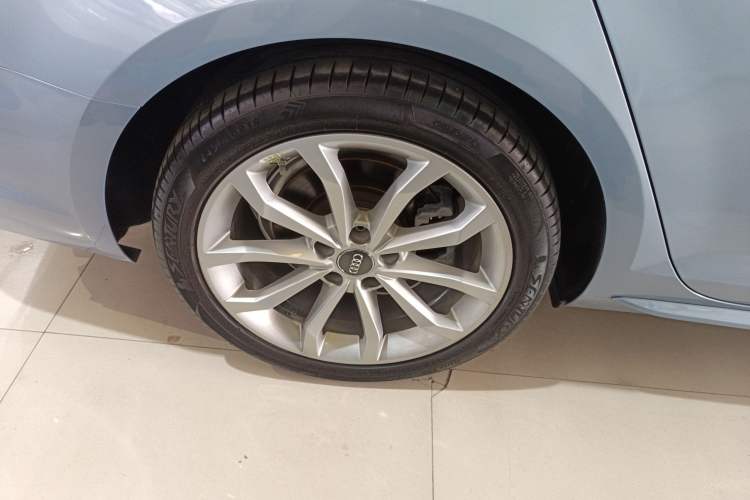 Used Audi A4L 2018 30th Anniversary Edition 40 TFSI Fashion Model