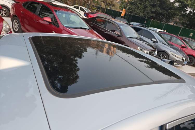 TDK.VehicleDetails.img