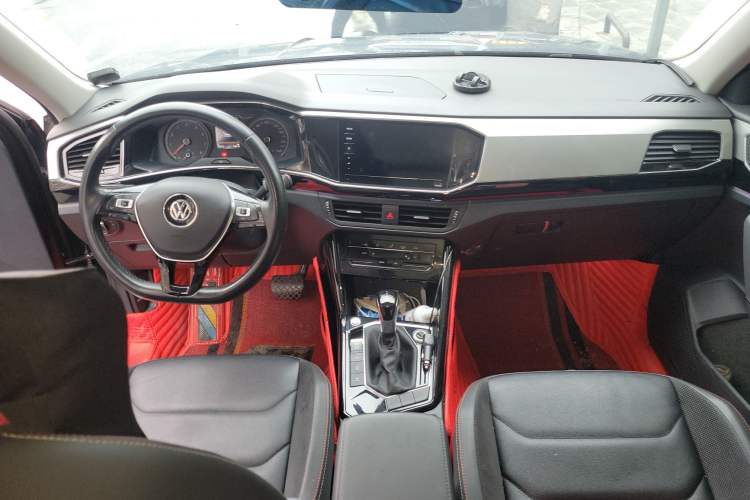 Used Volkswagen Tayron 2020 330TSI Two-Wheel Drive Luxury Smart Connectivity Version
