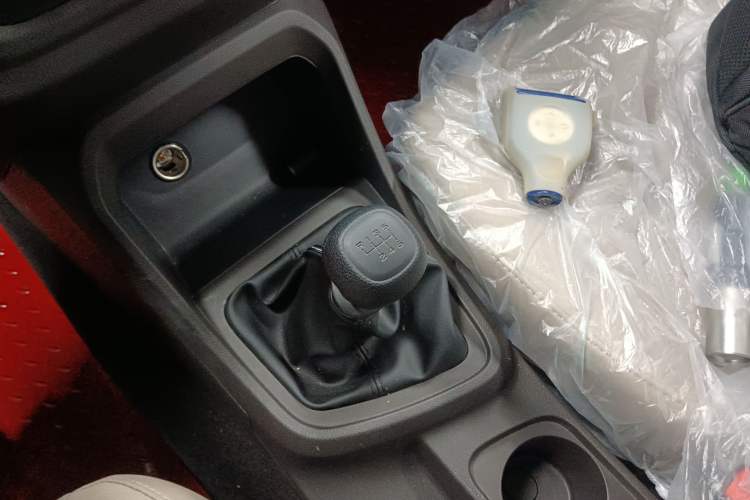 Used Wuling Hongguang V 2022 1.5L Jingqu Edition Electric-Assist LAR