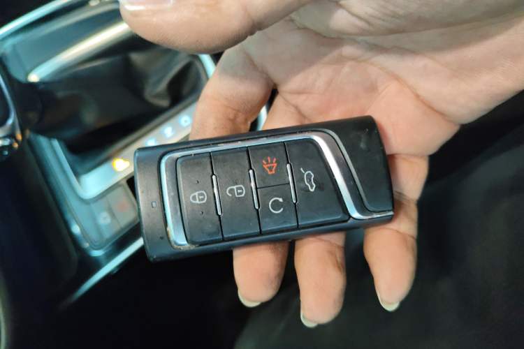 Used GAC Trumpchi M6 2019 270T DCT Luxury Edition (7-seater) China VI
