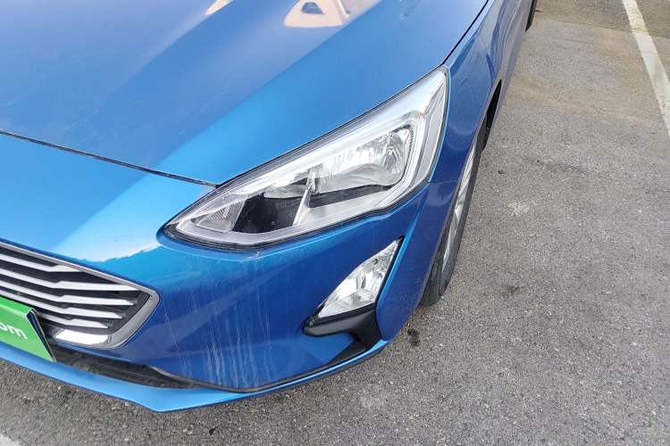 Used Ford Focus 2019 Hatchback EcoBoost 180 Automatic Trendy Model
