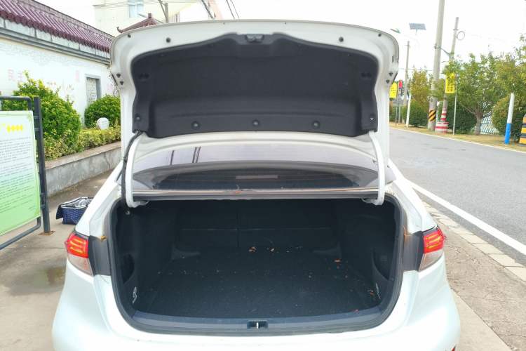 Used Toyota Levin 2022 Dual-Motor 1.8H E-CVT Sport Edition
